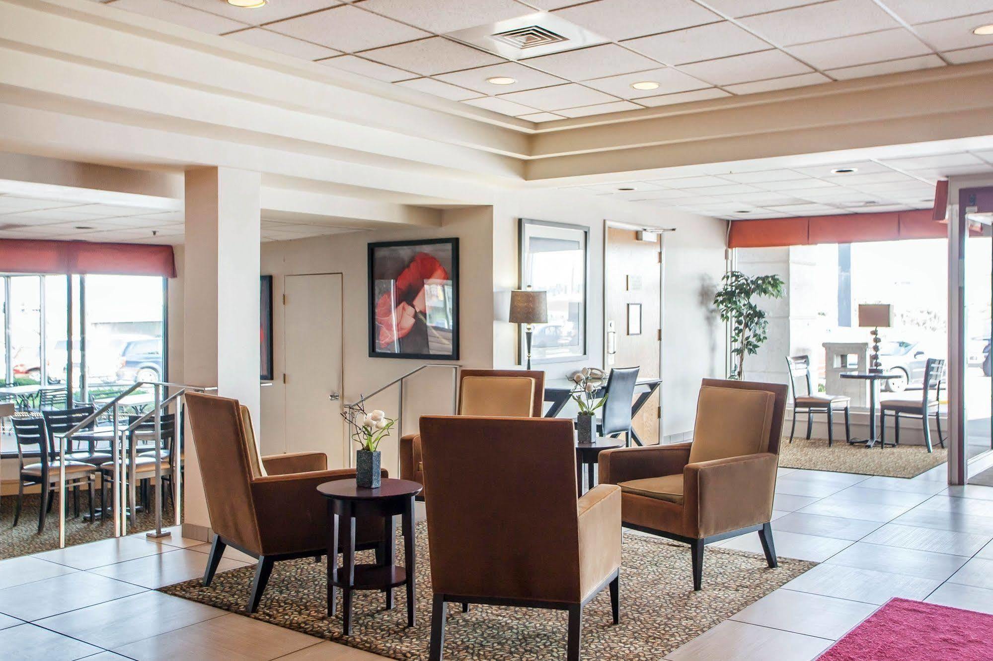 Four Points By Sheraton Milwaukee Airport Exterior photo
